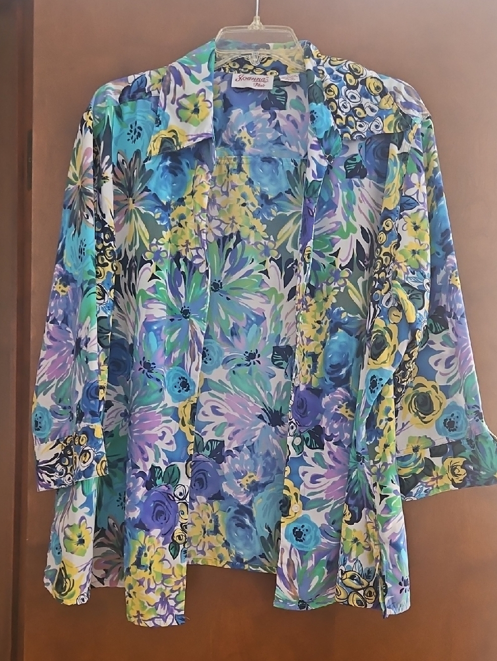 Summer, Colorful blouse. Pit To Pit 25 Inch Length 28 Inch